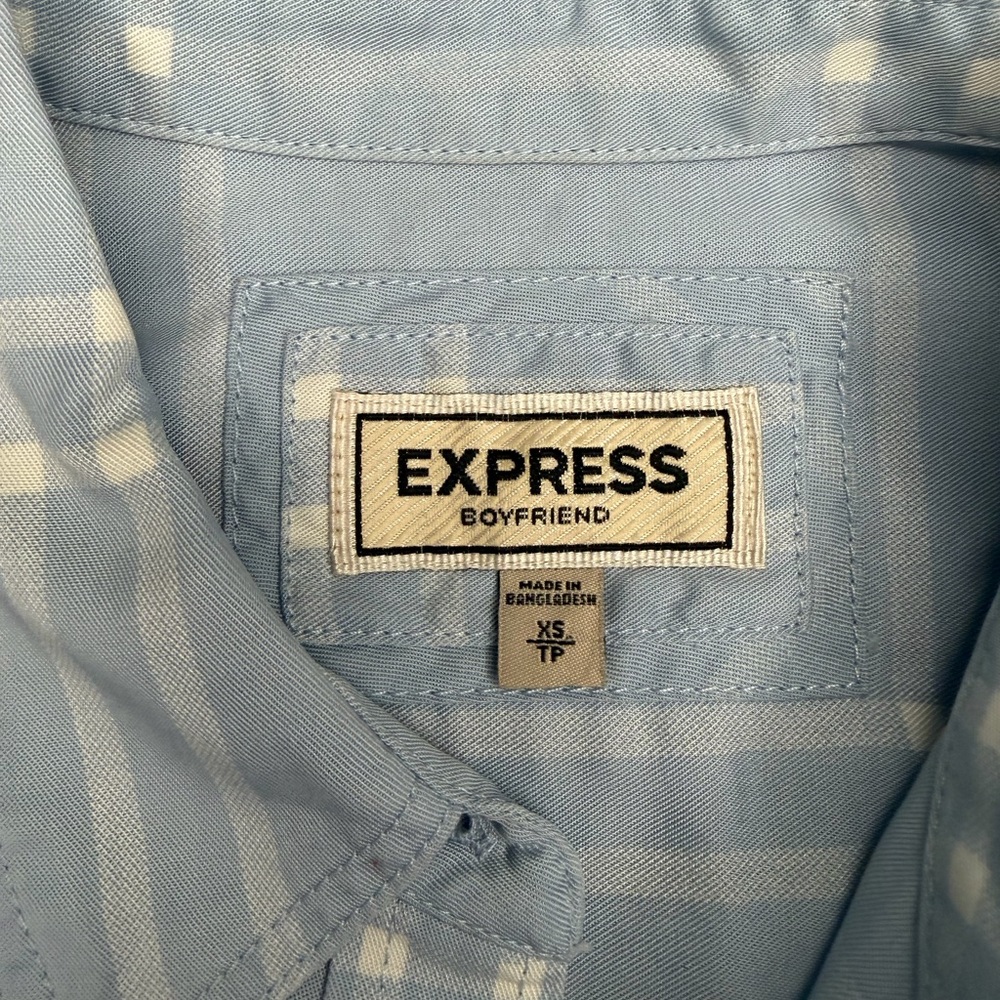 Express Women’s Blue Plaid Button Down Shirt - Picture 3 of 8